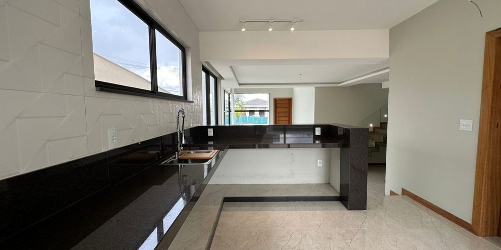 8ca95f96-c8fb-4464-840a-525c9cec42db